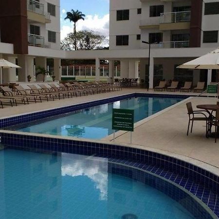 Apartamento no Condomínio Casa da Madeira em Caldas Novas-GO Exterior foto